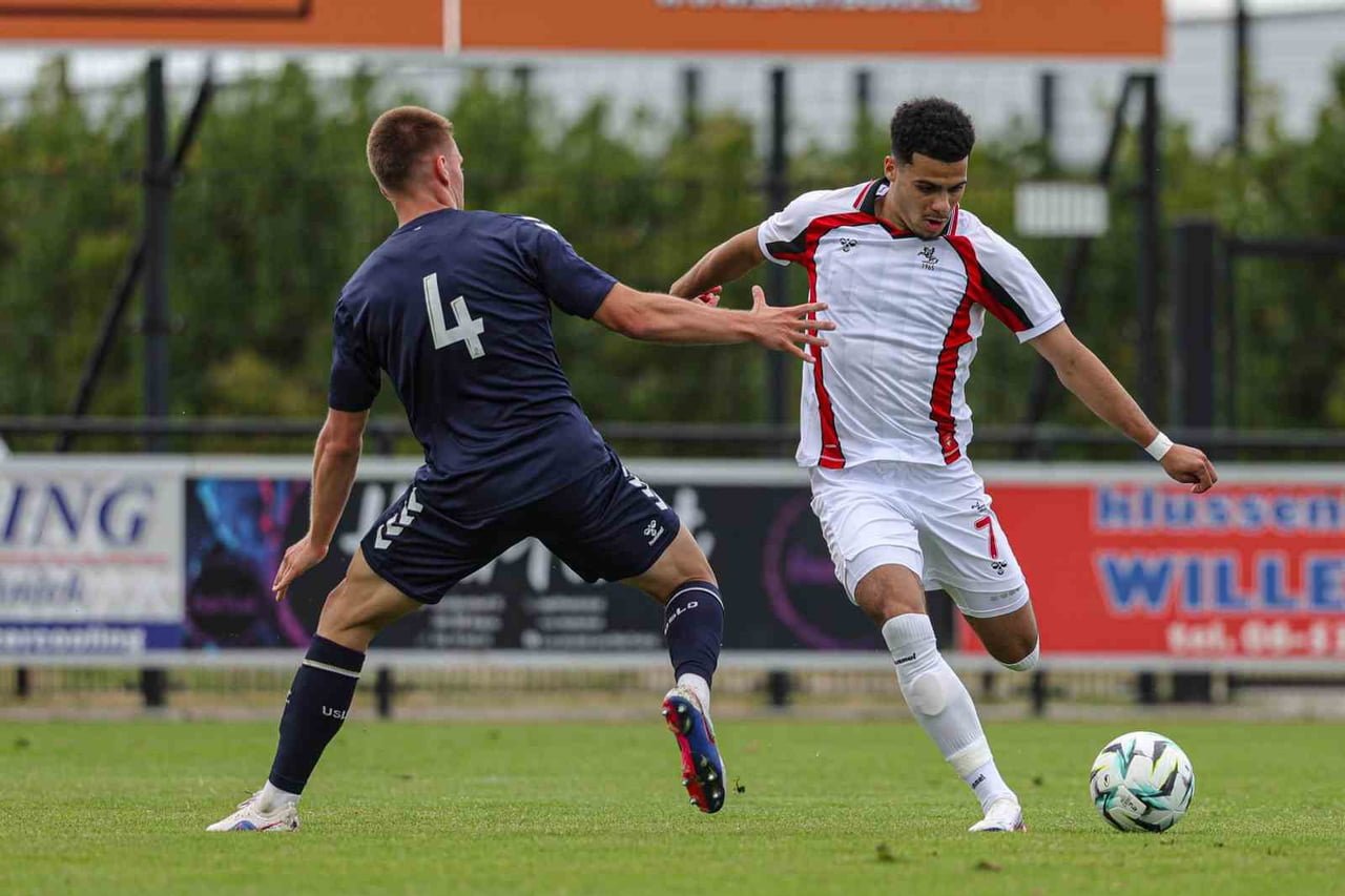 SÜPER LİG EKİPLERİNDEN SAMSUNSPOR, HOLLANDA KAMPININ İLK HAZIRLIK MAÇINDA USL DUNKERQUE'YE 2-1...