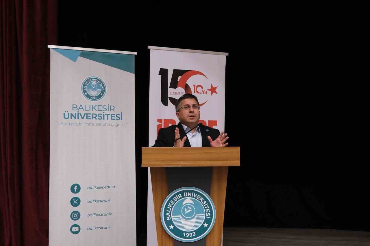 TARİHİ AÇIDAN 15 TEMMUZ'UN ÖNEMİ BAÜN'DE KONUŞULDU