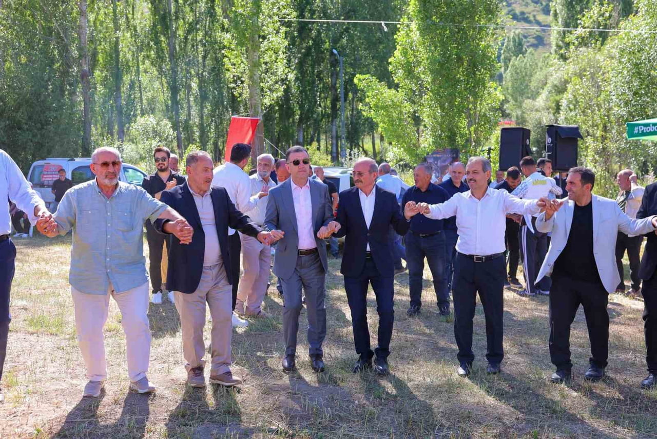 TAŞÇILAR KÖYÜNDE '19. GELENEKSEL YAZ ŞENLİĞİ' DÜZENLENDİ