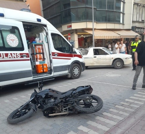TAVŞANLI'DA TRAFİK KAZASI 2 YARALI