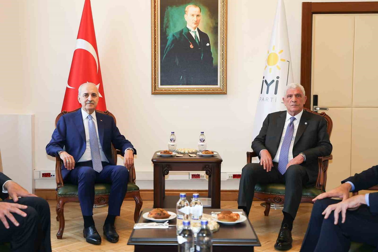 TBMM BAŞKANI NUMAN KURTULMUŞ, İYİ PARTİ GENEL BAŞKANI MÜSAVAT DERVİŞOĞLU’NU MECLİS'TEKİ PARTİ...