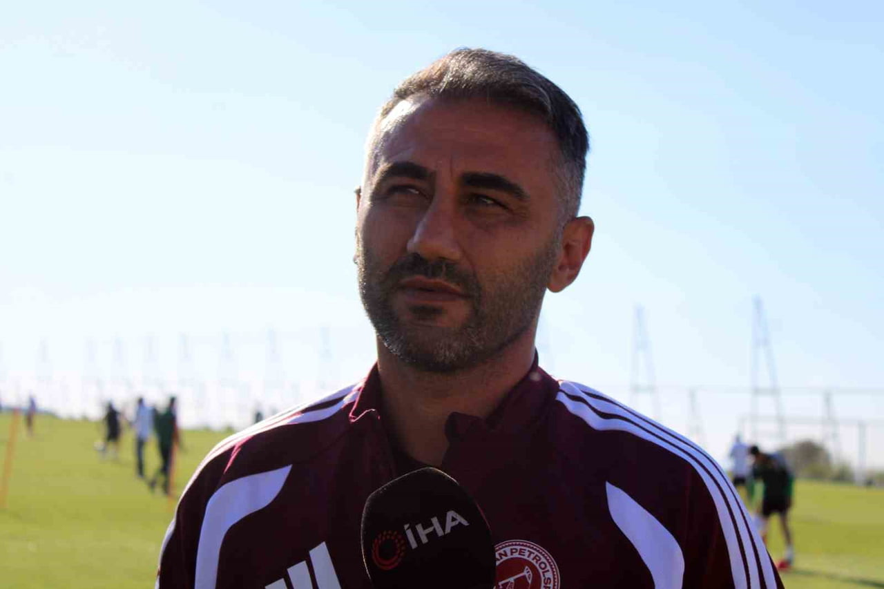 TEKNİK DİREKTÖR SELÇUK ŞAHİN AÇIKLAMALARDA BULUNDU