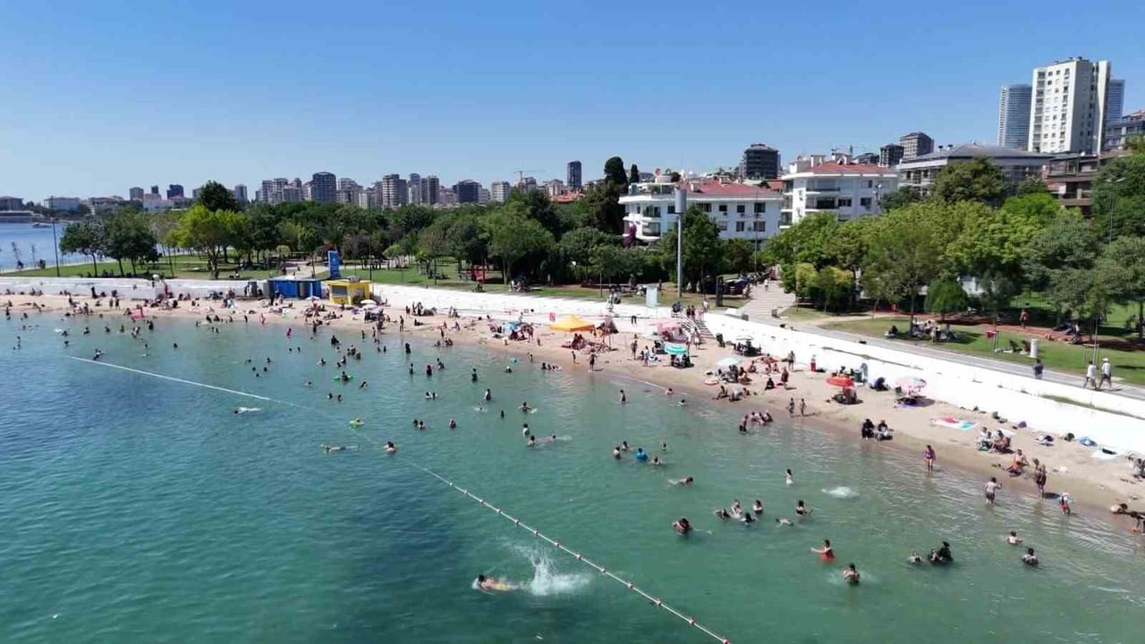 TERMOMETRELERİN 32 DERECEYİ GÖSTERDİĞİ KENTTE SERİNLEMEK İSTEYENLERİN İLK TERCİHLERİNDEN BİRİ OLAN...