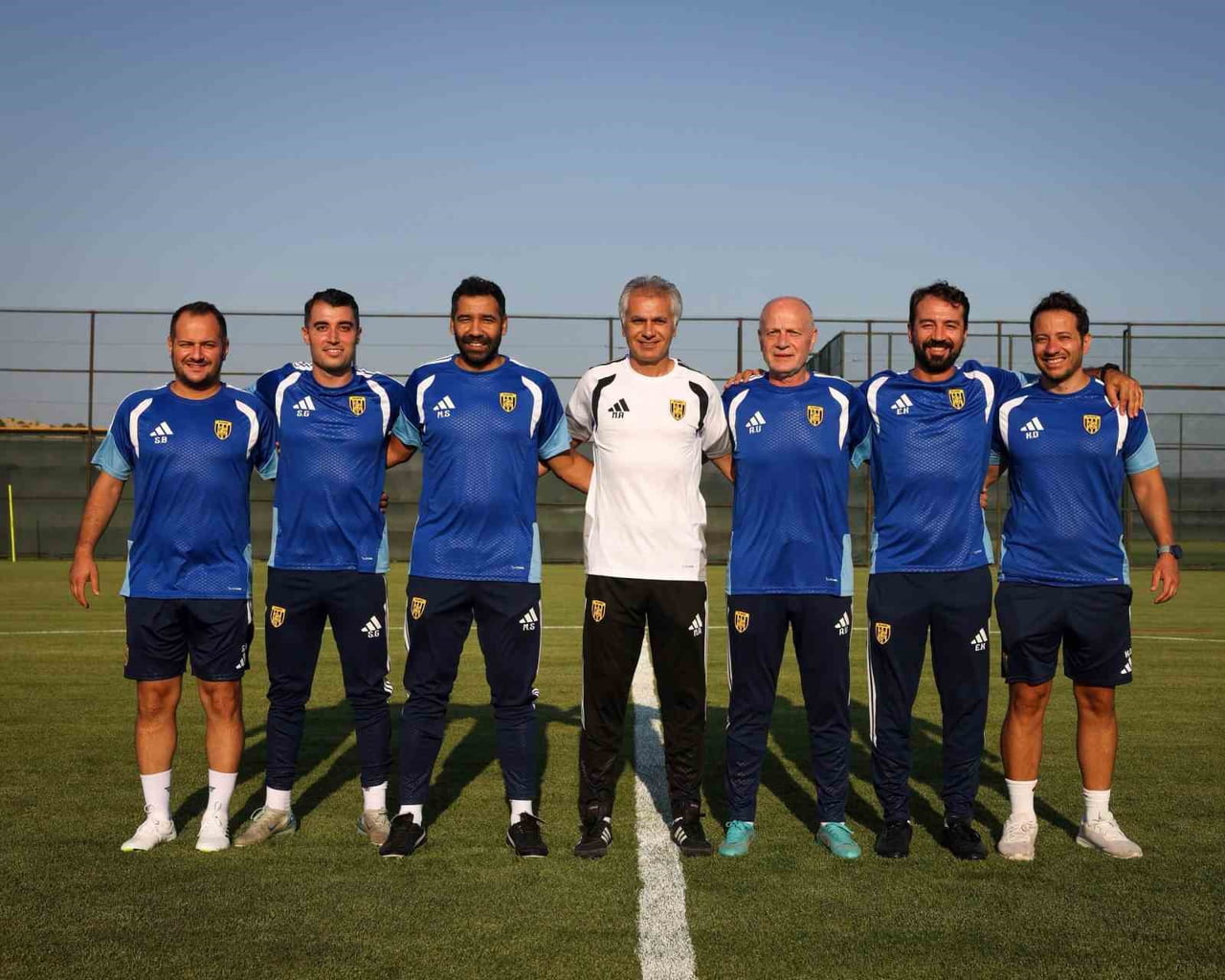 TFF 2. LİG BEYAZ GRUP’TA MÜCADELE EDECEK OLAN İZMİR TEMSİLCİSİ, 2026-2027 SEZONUNUN İLK...