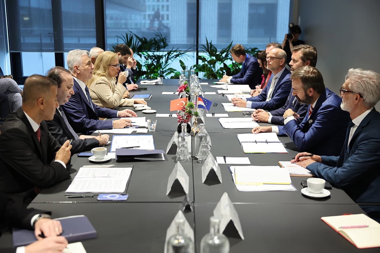 TİCARET BAKANI ÖMER BOLAT, LAHEY'DE YAPILAN TÜRKİYE-HOLLANDA 6. DÖNEM ORTAK EKONOMİK VE TİCARİ...