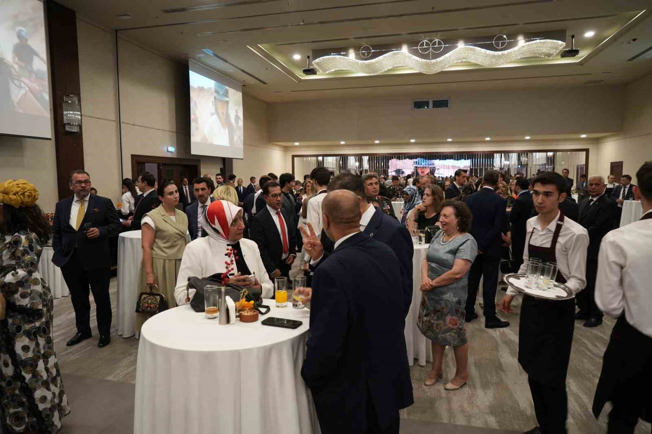 TİCARET BAKANI ÖMER BOLAT, "2025 YILINDA MISIR İLE İKİLİ TİCARET HACMİMİZ 8 MİLYAR DOLARA...