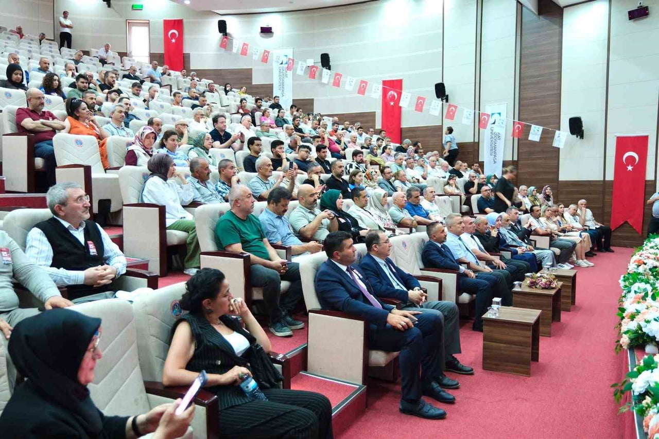 TOKAT GAZİOSMANPAŞA ÜNİVERSİTESİ'NDE (TOGÜ) 15 TEMMUZ DEMOKRASİ VE MİLLÎ BİRLİK GÜNÜ DOLAYISIYLA...