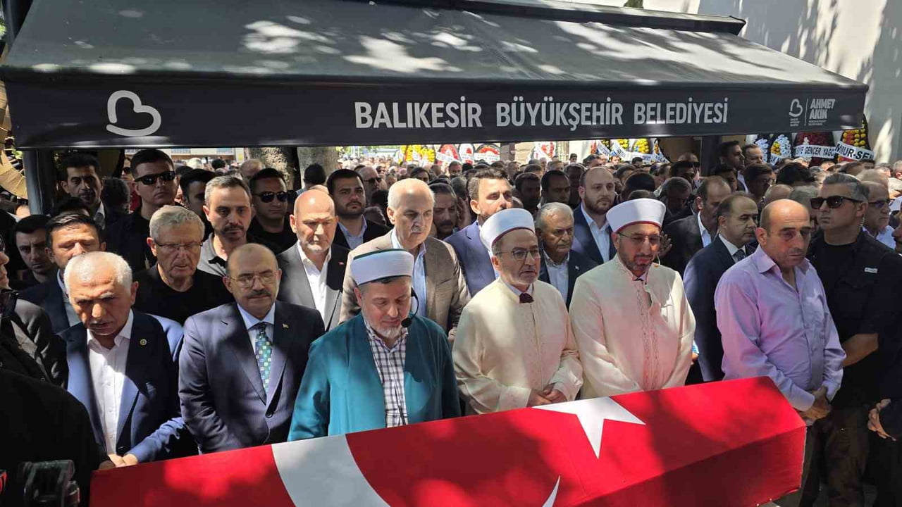 TÖRENE NUMAN KURTULMUŞ VE SÜLEYMAN SOYLU DA KATILDI
