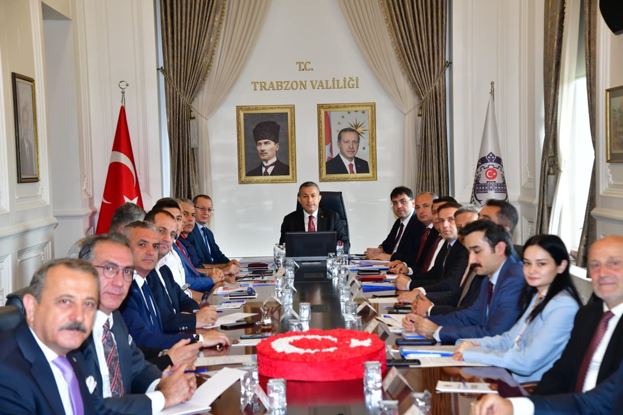 TRABZON'DA YAZ AYLARINDA ARTIŞ GÖSTEREN SUDA BOĞULMA OLAYLARININ ÖNLENMESİNE YÖNELİK ALINACAK...