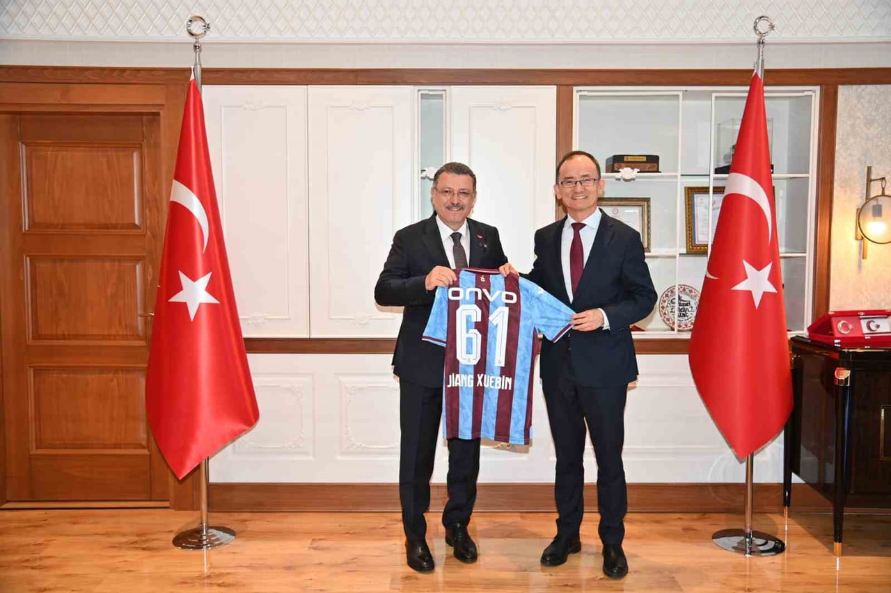 TRABZON BÜYÜKŞEHİR BELEDİYE BAŞKANI AHMET METİN GENÇ, TÜRKİYE İLE ÇİN HALK CUMHURİYETİ ARASINDAKİ...