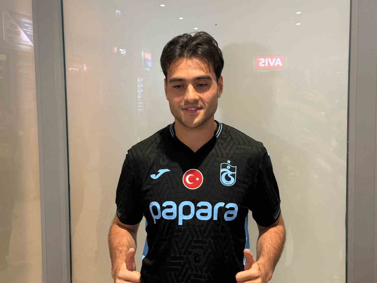 TRABZONSPOR, DANİMARKA SÜPER LİG EKİPLERİNDEN MİDTJYLLAND'DAN TRANSFER ETTİĞİ ARAL ŞİMŞİR'İ...