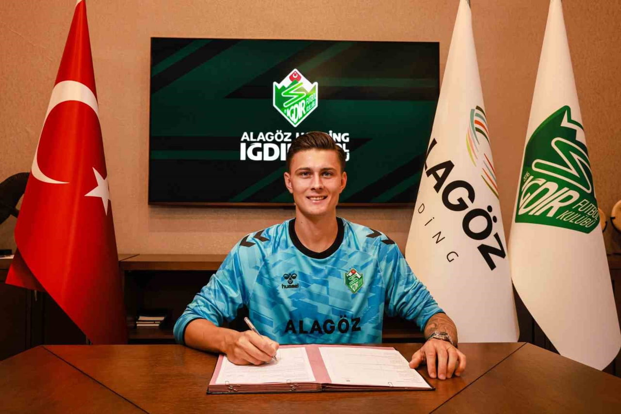 TRENDYOL 1. LİG EKİPLERİNDEN IĞDIR FK, KALECİ EREN KARATAŞ'I KADROSUNA DAHİL ETTİ.
