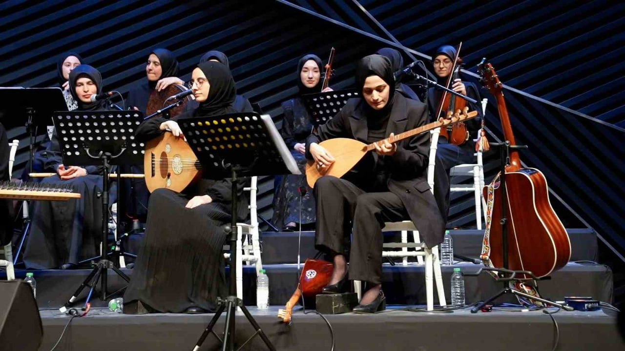 TÜRGEV'DEN 15 TEMMUZ'UN 10. YILINDA MİLLİ HAFIZAYI YAŞATAN ANMA PROGRAMI DÜZENLENDİ.