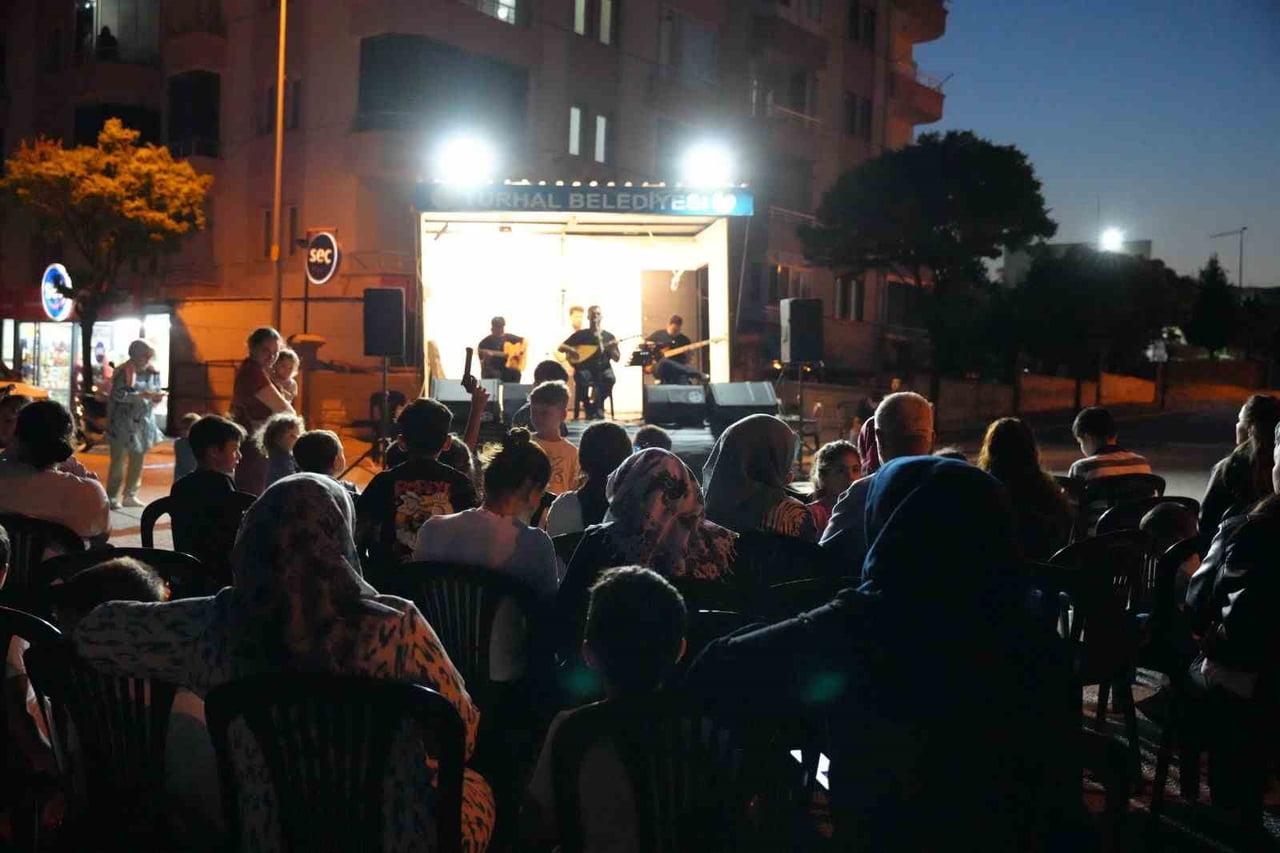TURHAL BELEDİYESİ’NİN GEÇTİĞİMİZ YIL BAŞLATARAK GELENEKSEL HALE GETİRDİĞİ MAHALLE KONSERLERİ'NİN...