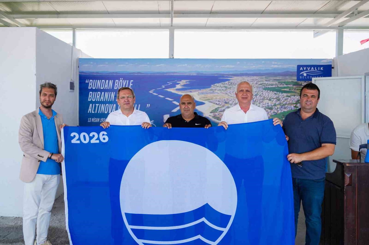 TÜRKİYE ÇEVRE VAKFI (TÜRÇEV) TARAFINDAN VERİLEN 2026 YILI MAVİ BAYRAK ÖDÜLLERİ'NDE AYVALIK...