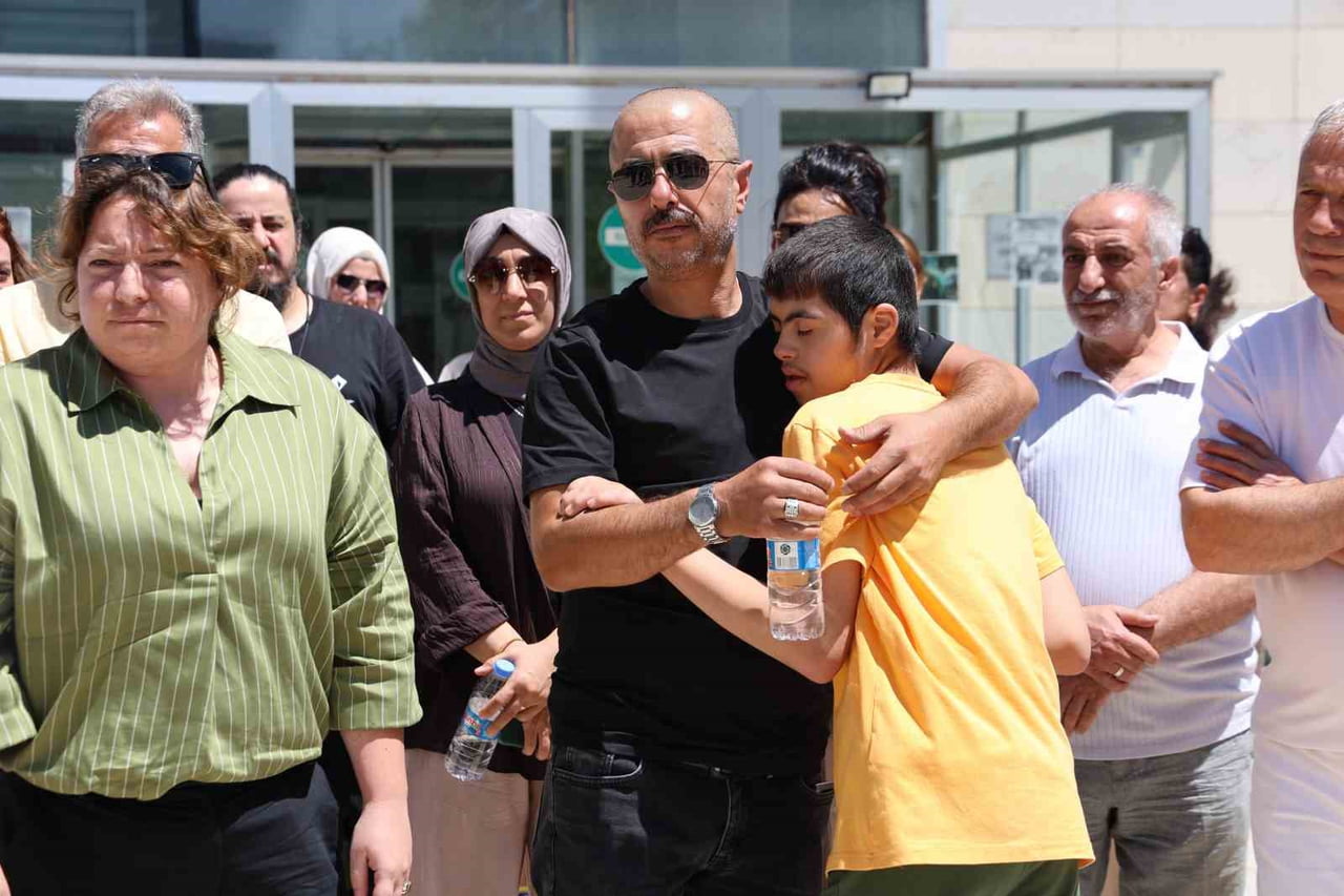 TÜRKİYE DOWN SENDROMU DERNEĞİ YÖNETİM KURULU ÜYESİ VE AVUKAT CANSU KORKMAZ, "BU OLAYLARI...