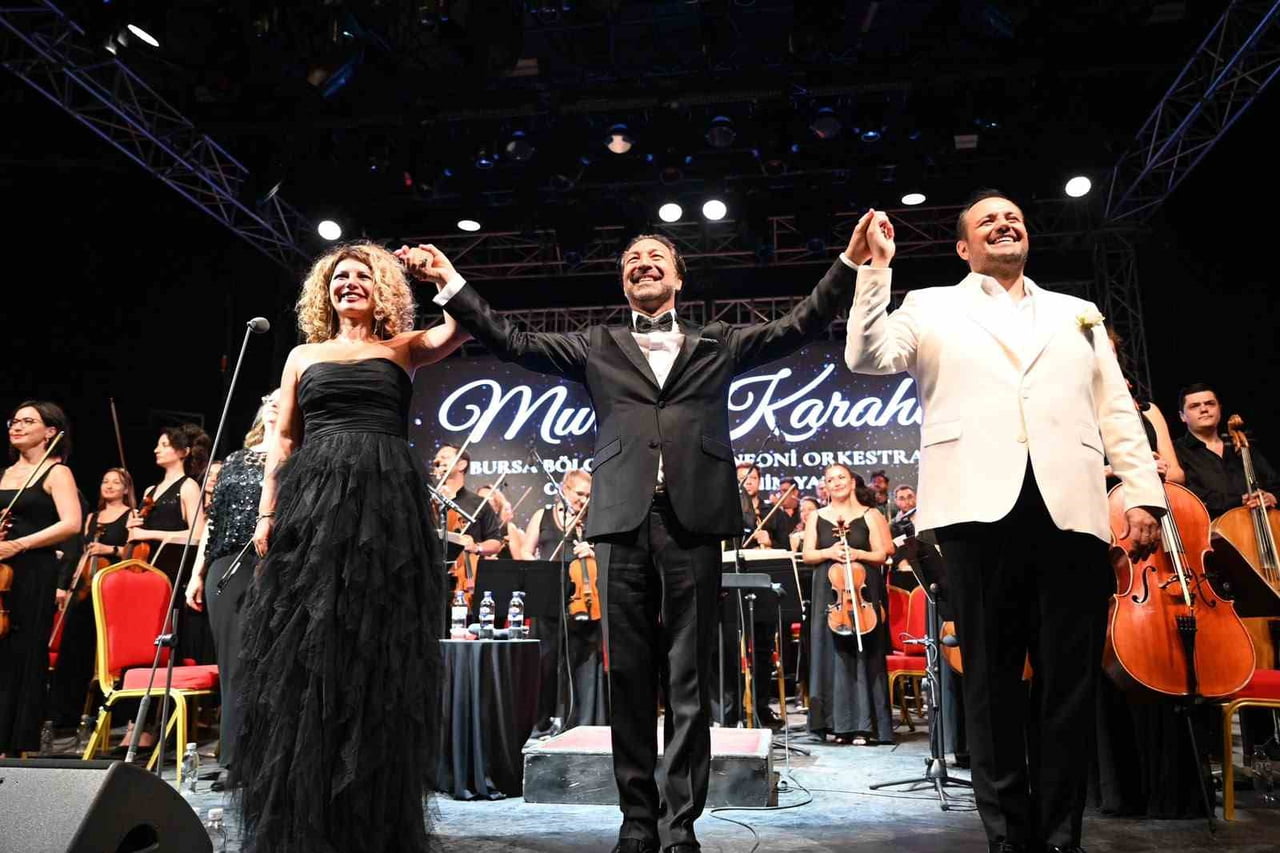 TÜRKİYE’NİN EN UZUN SOLUKLU KÜLTÜR SANAT ORGANİZASYONLARI ARASINDA YER ALAN ULUSLARARASI BURSA...