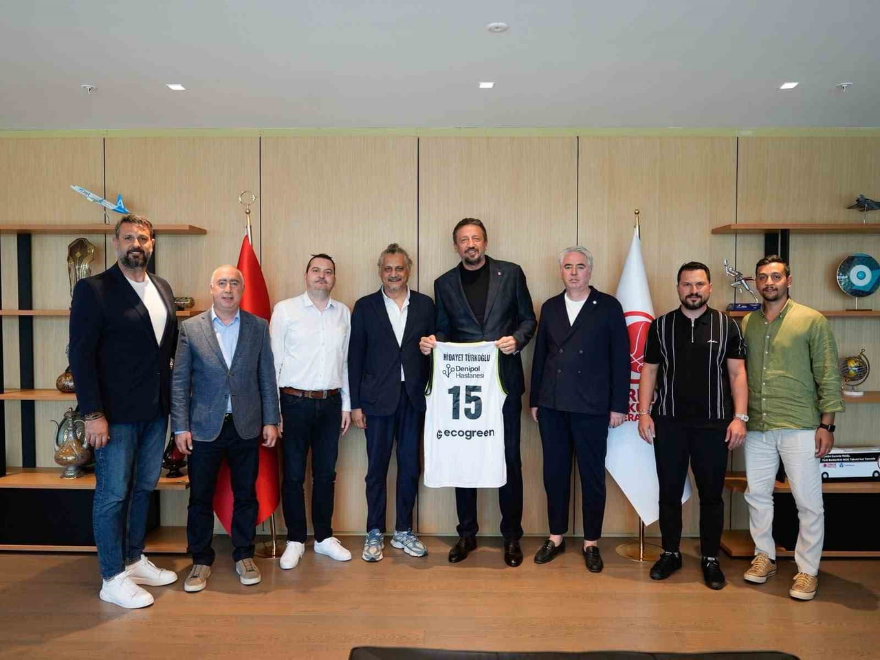 TÜRKİYE SİGORTA BASKETBOL SÜPER LİGİ’NDE MÜCADELE EDEN YUKATEL DENİZLİ BASKET’İN YÖNETİM HEYETİ...