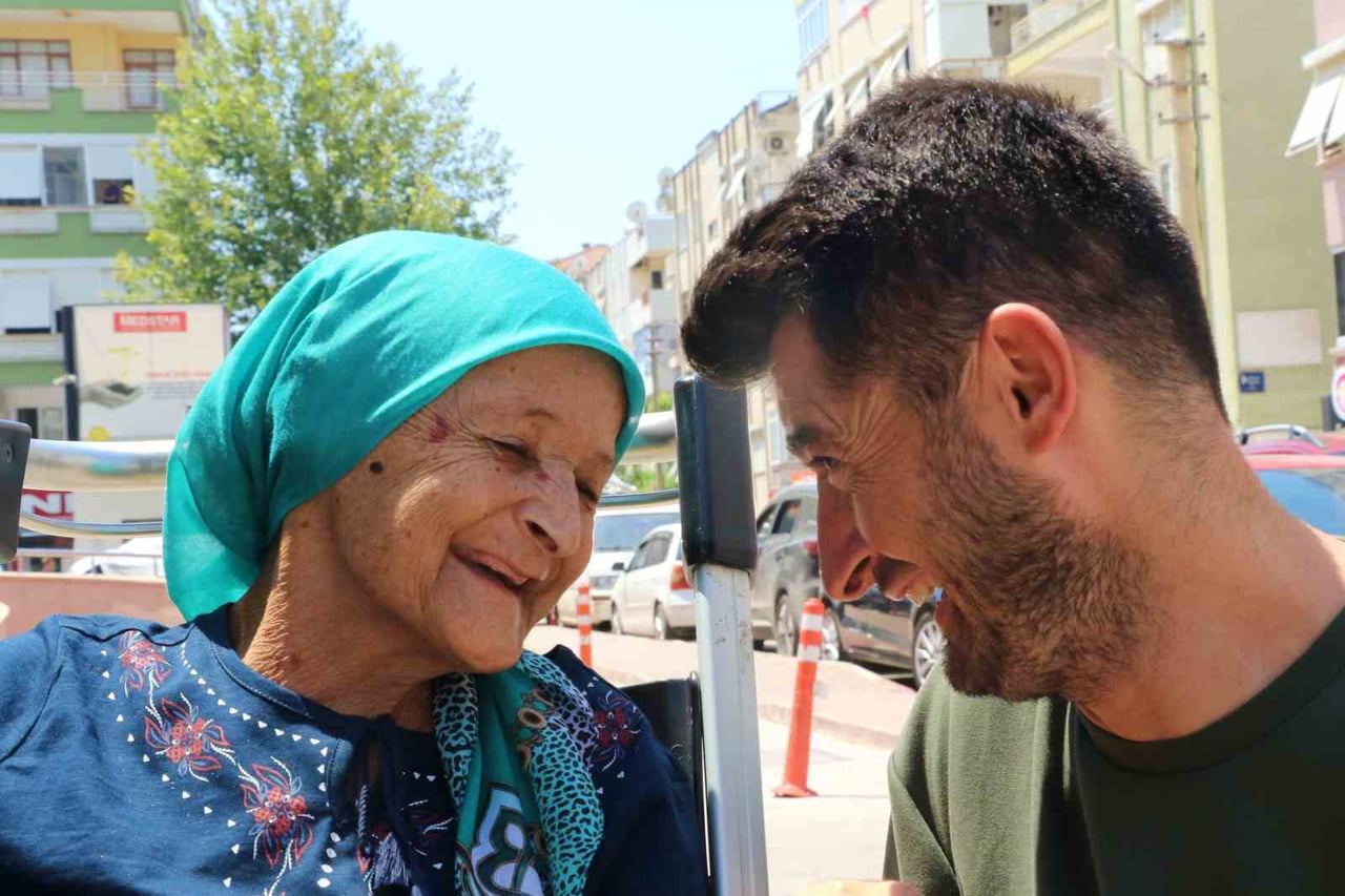 TÜRKÖK'TE 1,2 MİLYON KİŞİNİN TARANDIĞI SÜREÇTE YÜZDE 100 UYUM SAĞLAYAN DONÖRÜN KENDİ OĞLU ÇIKMASI...