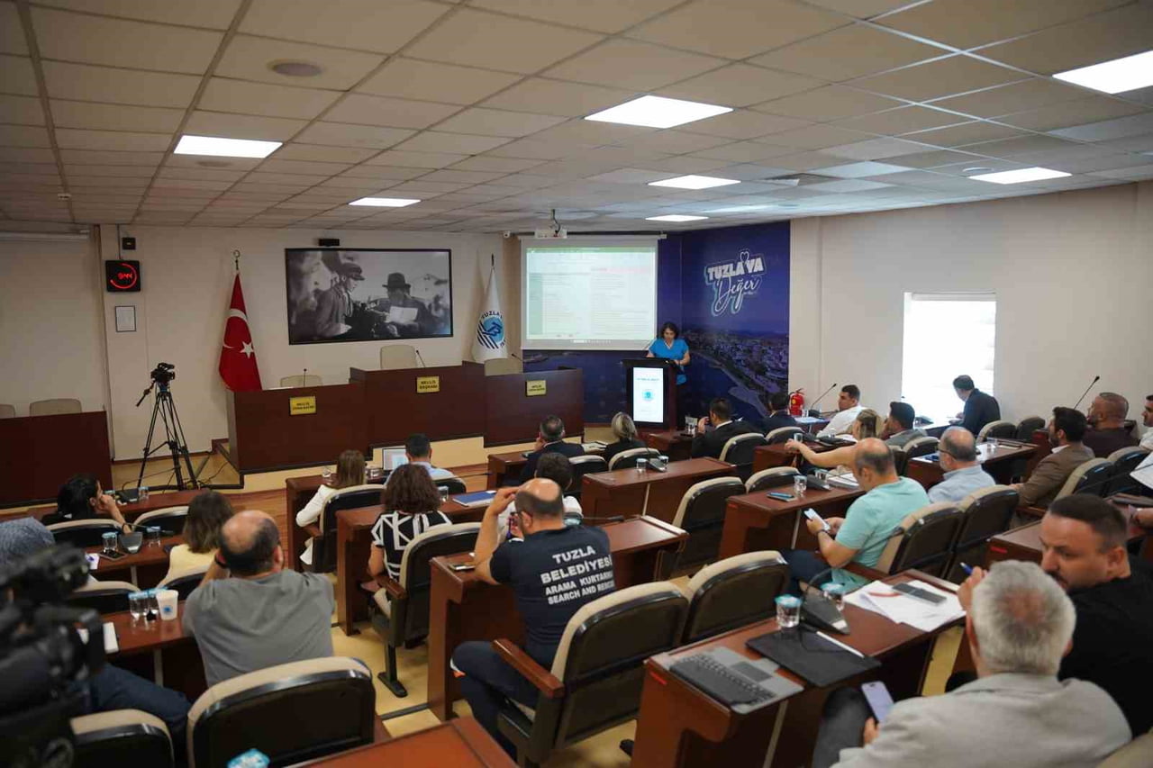 TUZLA BELEDİYESİ TARAFINDAN, KADIN-ERKEK EŞİTLİĞİNİ GÜÇLENDİRMEK VE KAPSAYICI KENT YAŞAMINI...