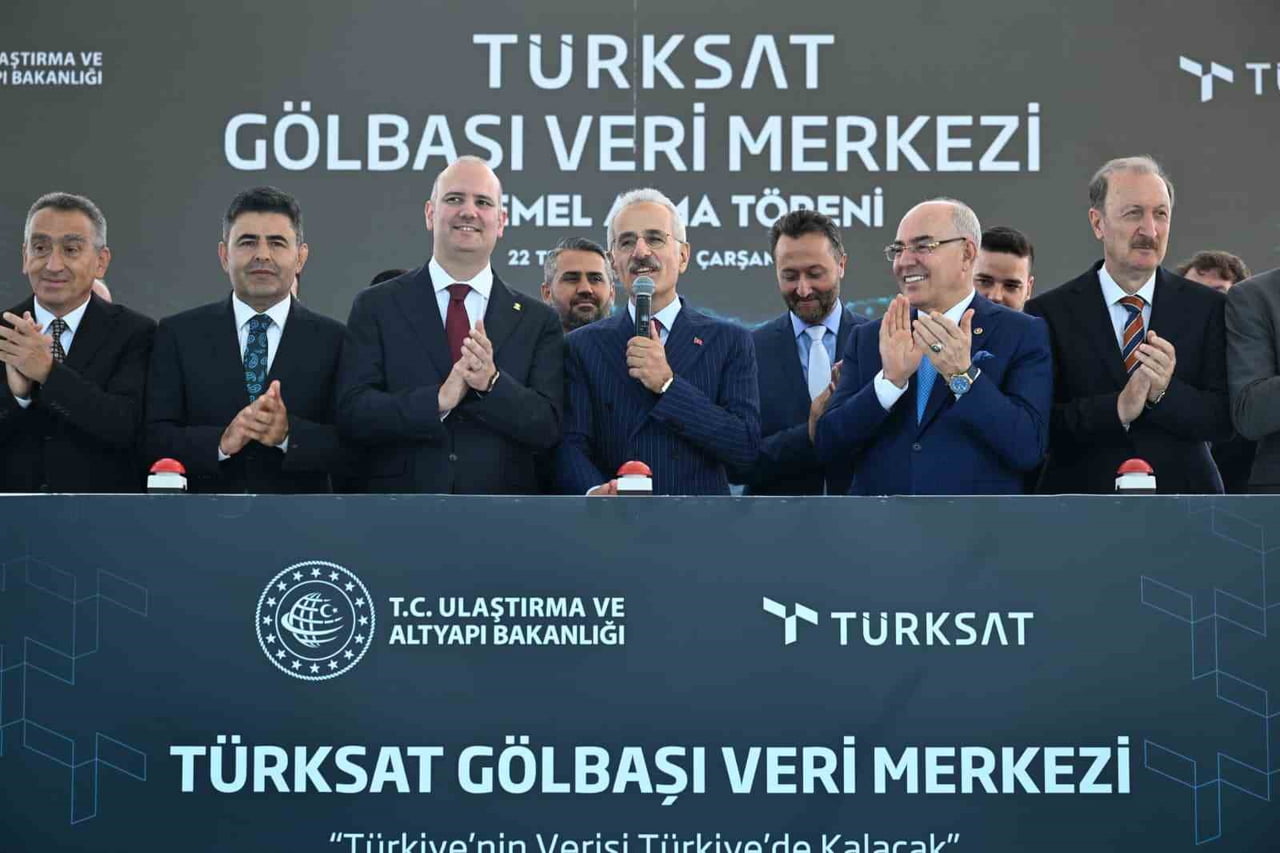 ULAŞTIRMA VE ALTYAPI BAKANI ABDULKADİR URALOĞLU, TÜRKSAT GÖLBAŞI VERİ MERKEZİ'NİN TEMEL ATMA...