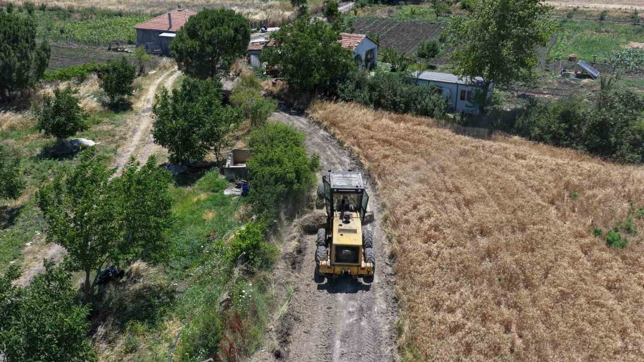 ÜRETİME GİDEN YOLLAR BÜYÜKŞEHİR İLE AÇILIYOR