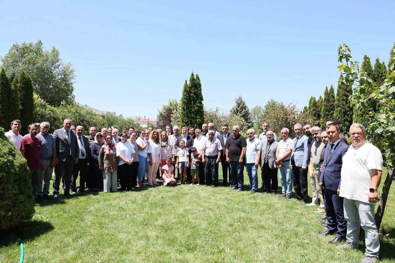 VALİ AYDOĞDU, ÇATALÖREN KÖYÜNDE TALEPLERİ YERİNDE DİNLEDİ