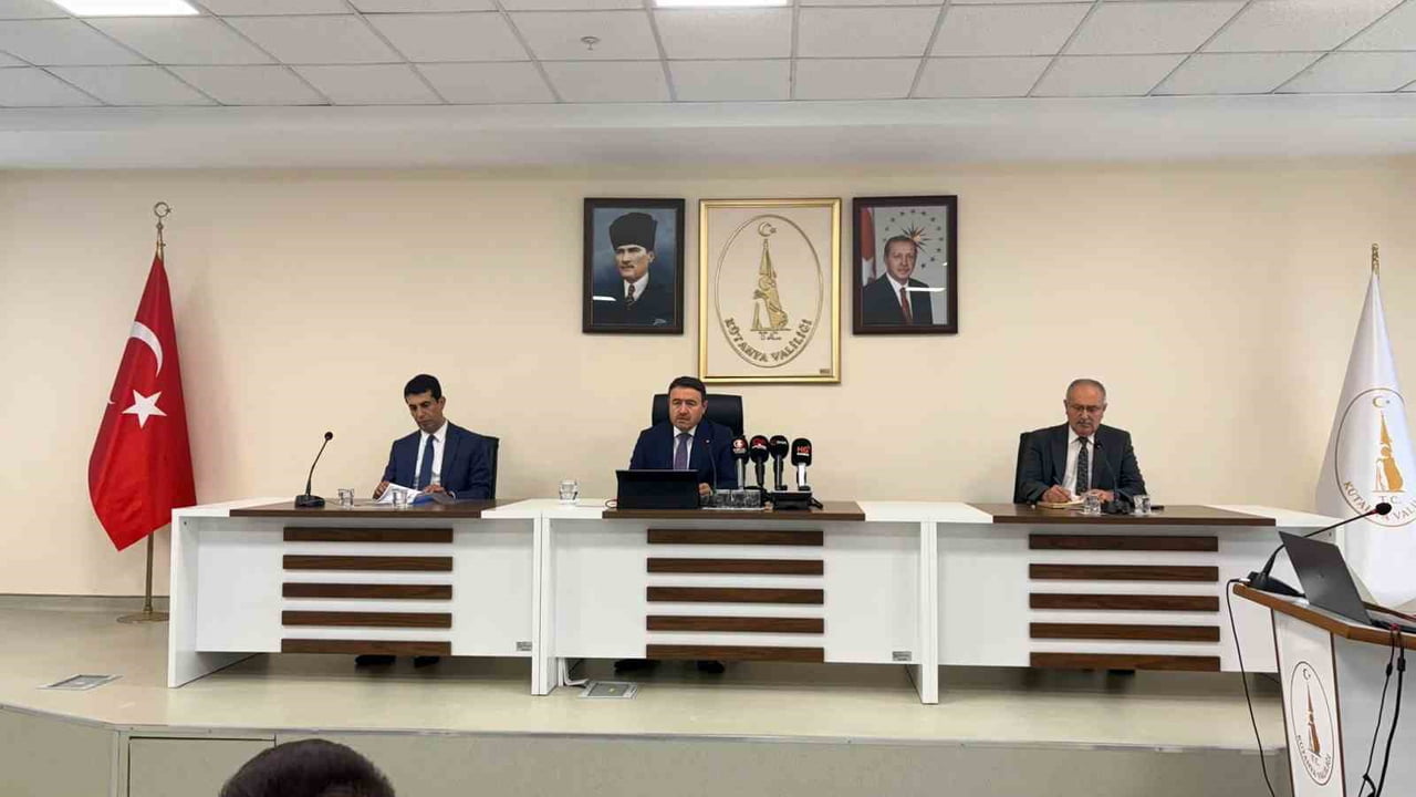 VALİ MUSA IŞIN VE DİĞER KATILIMCILAR