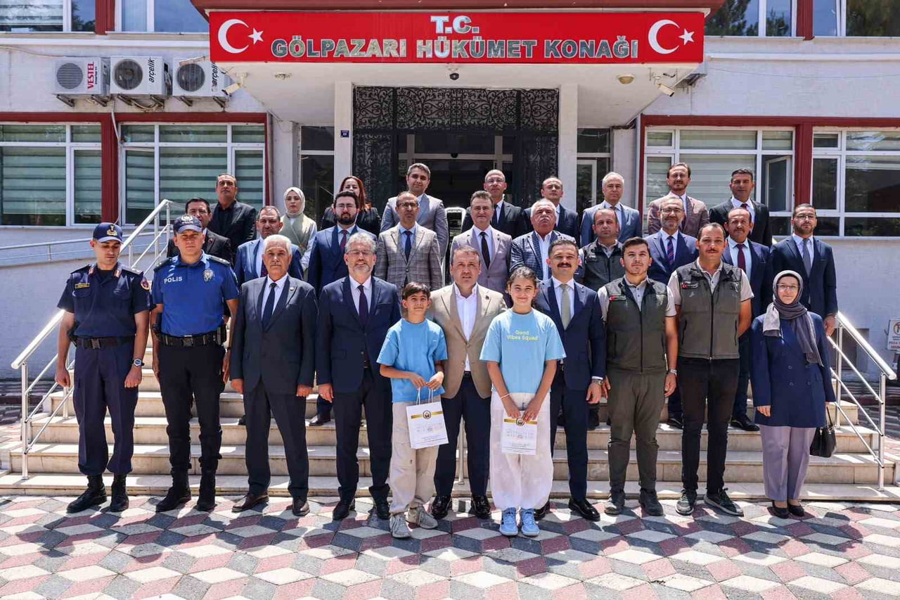 VALİ SÖZER'DEN İLÇELERDE HİZMET DEĞERLENDİRMESİ