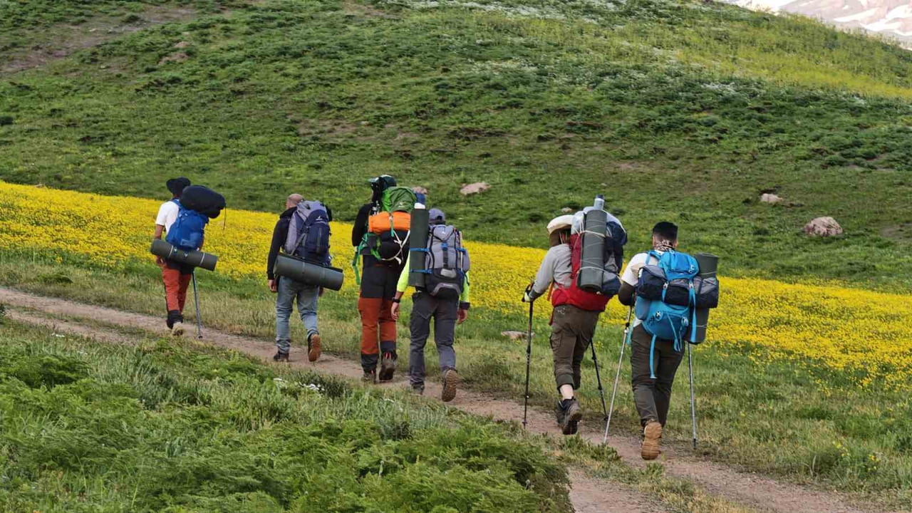 VAN'DA FAALİYET GÖSTEREN VADİ DOĞA SPOR KULÜBÜ ÖNCÜLÜĞÜNDE DÜZENLENEN ÜÇ GÜNLÜK DOĞA YÜRÜYÜŞÜ...