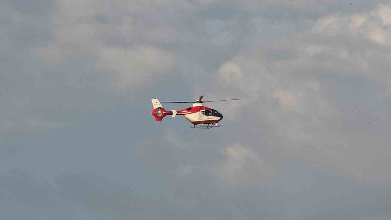 VAN’IN BAHÇESARAY İLÇESİNDE TEDAVİ GÖREN HAMİLE KADIN AMBULANS HELİKOPTER İLE VAN’A...