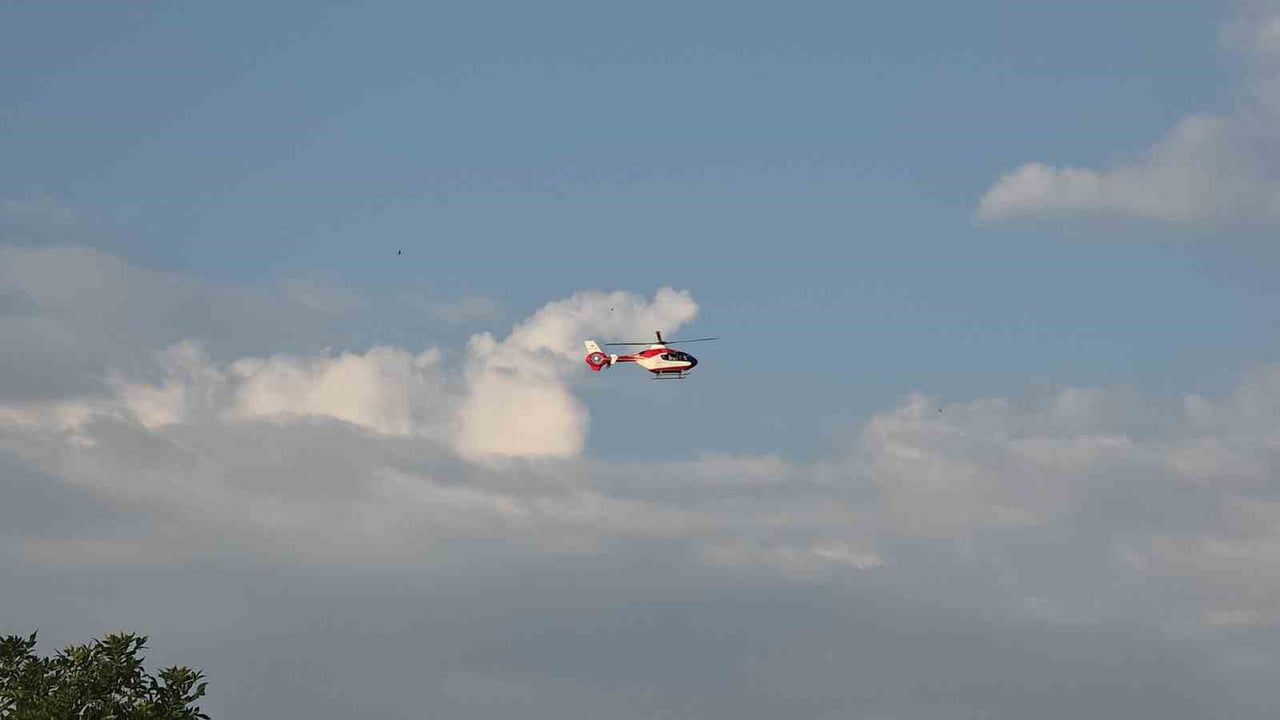 VAN’IN BAHÇESARAY İLÇESİNDE TEDAVİ GÖREN HAMİLE KADIN AMBULANS HELİKOPTER İLE VAN’A...