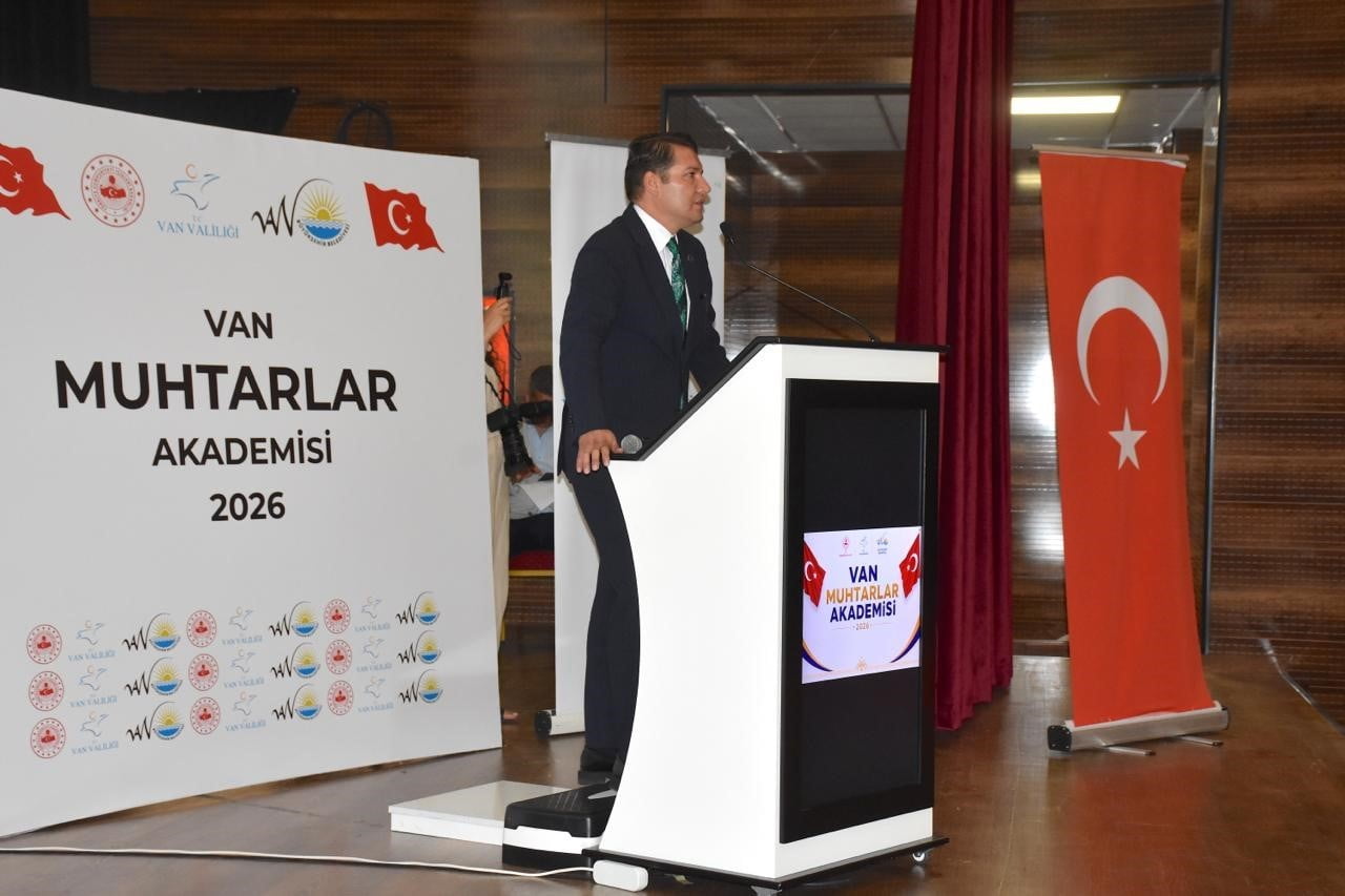 VAN VALİ YARDIMCISI VEKİLİ VE TUŞBA KAYMAKAMI MUSA GÖKTAŞ, MUHTARLIĞIN ÖNEMİNİN HİÇBİR ZAMAN...