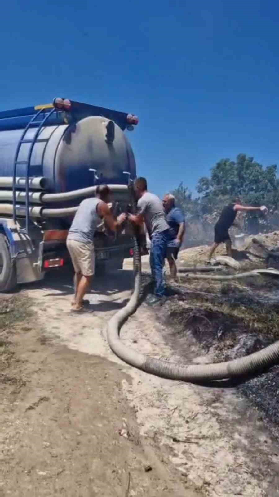 VİDANJÖRDEKİ KANALİZASYON SUYUYLA YANGININ ÖNÜNÜ KESTİLER