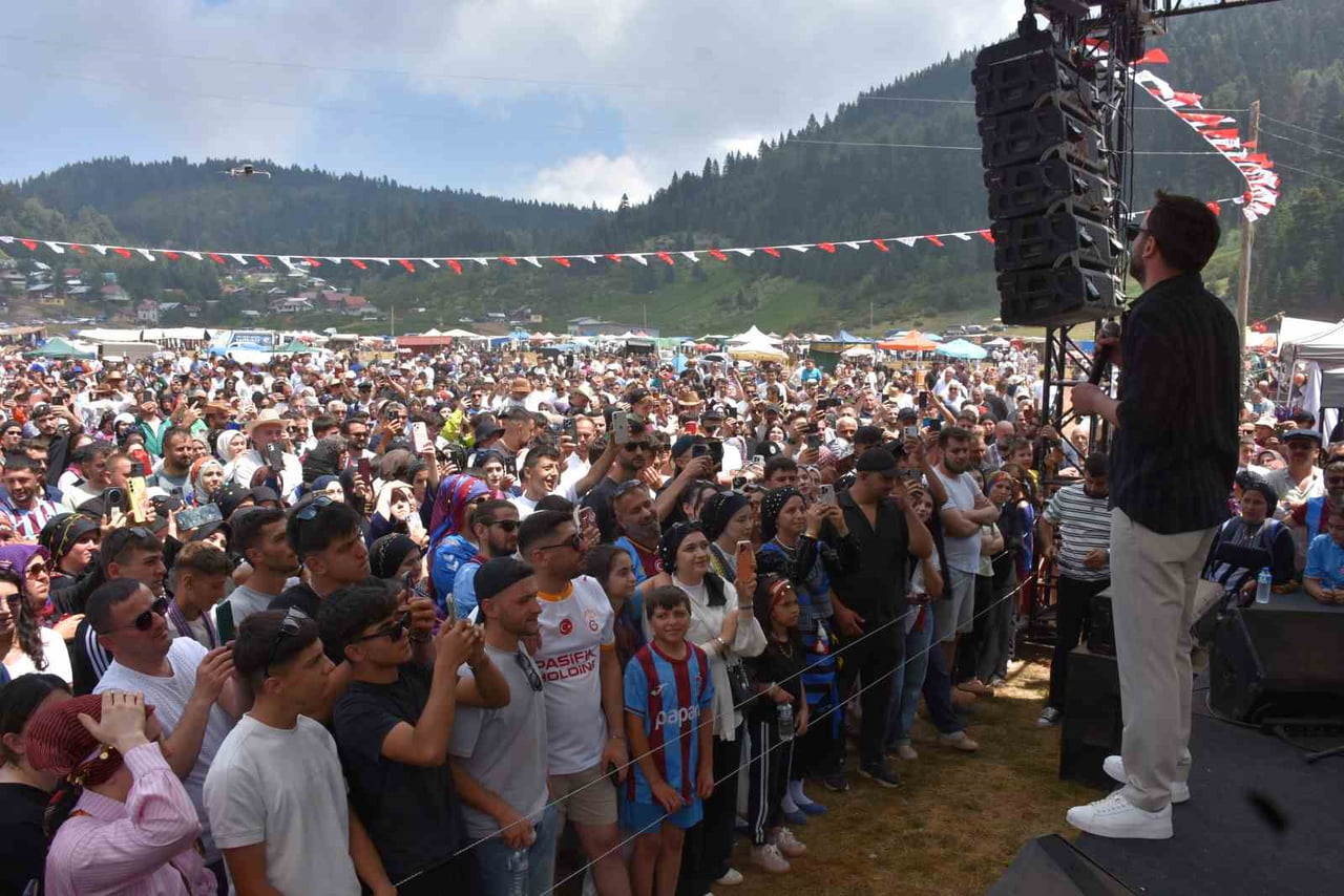 VSAKARYA’NIN HENDEK İLÇESİNİN BİN 500 RAKIMLI ÇİĞDEM YAYLASI’NDA BU SENE 88’İNCİSİ DÜZENLENEN...