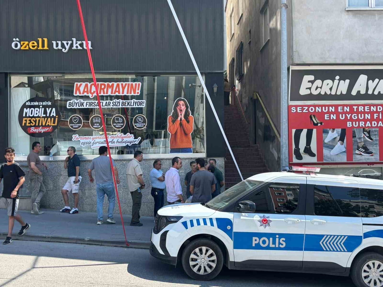YAKINLARIN HABER ALAMADIĞI KADIN EVİNDE ÖLÜ BULUNDU
