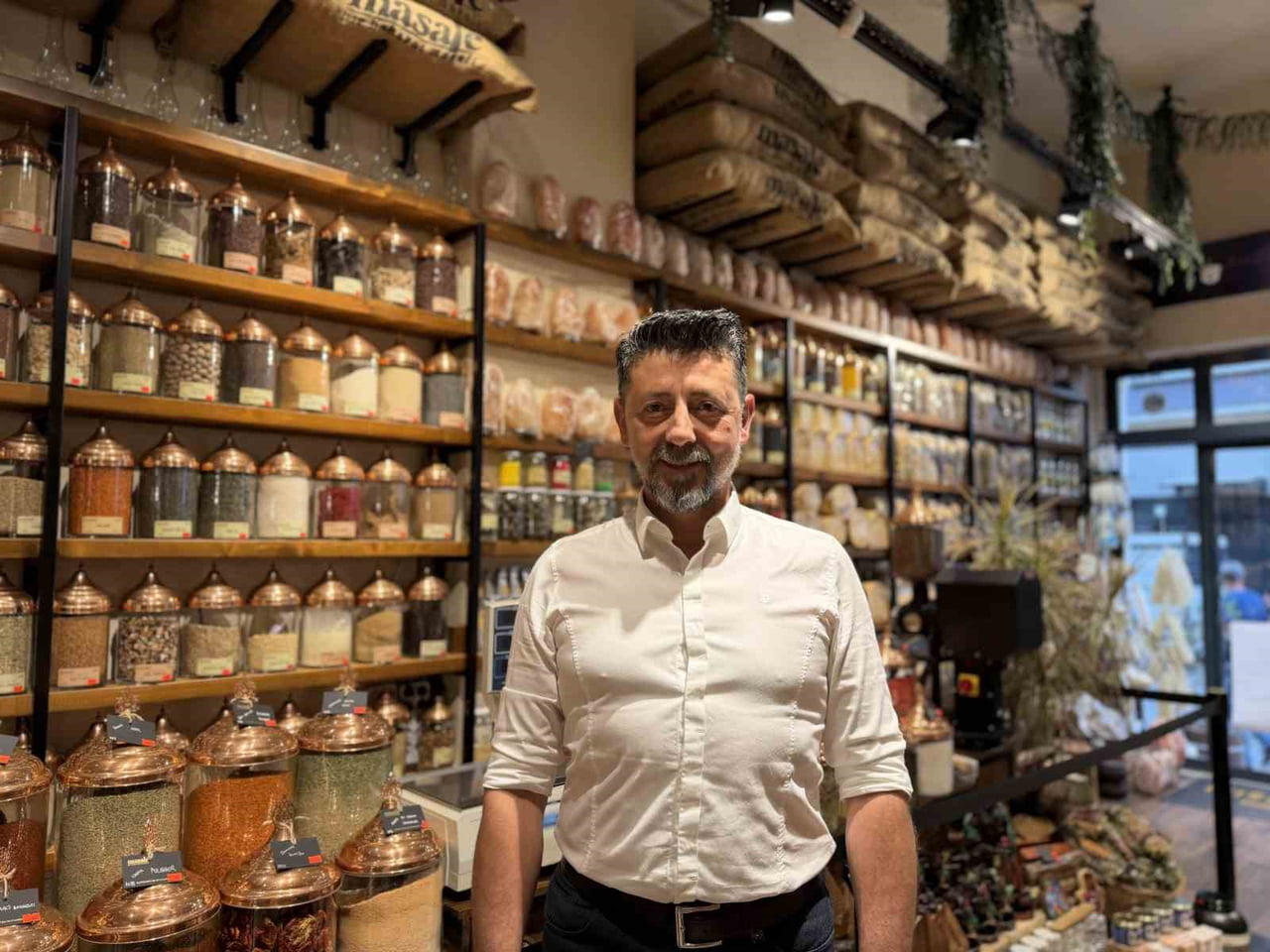YAKLAŞIK 60 YILLIK AKTAR GELENEĞİNİ SÜRDÜREN GÖKAN DOĞAN