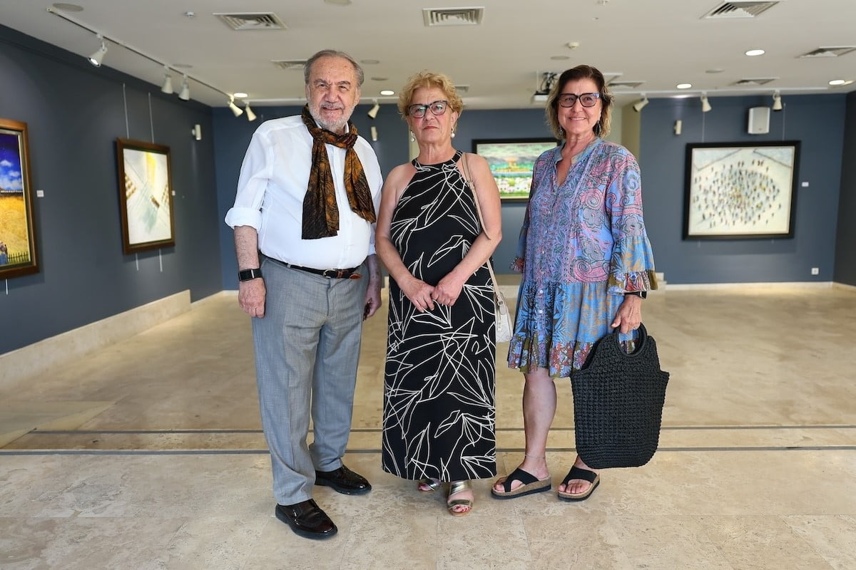 YALÇIN GÖKÇEBAĞ’IN "ÖMRÜM SANATIM" ADLI SERGİSİ SANATSEVERLERLE BULUŞTU
