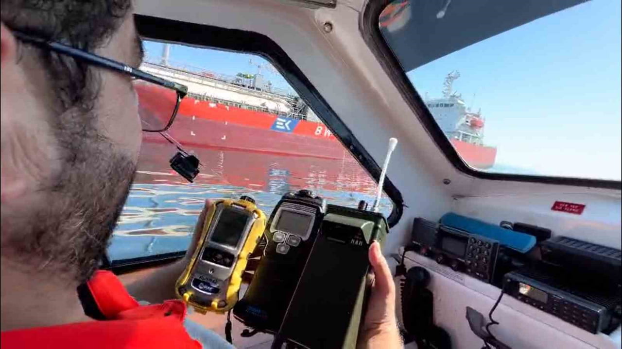 YALOVA'NIN ÇINARCIK İLÇESİ İLE KORU BELDESİ ARASINDA HİSSEDİLEN YOĞUN GAZ KOKUSU İHBARLARI ÜZERİNE...