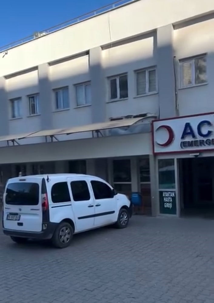 YARALI ÇOCUK, KURTALAN DEVLET HASTANESİ'NE KALDIRILDI.