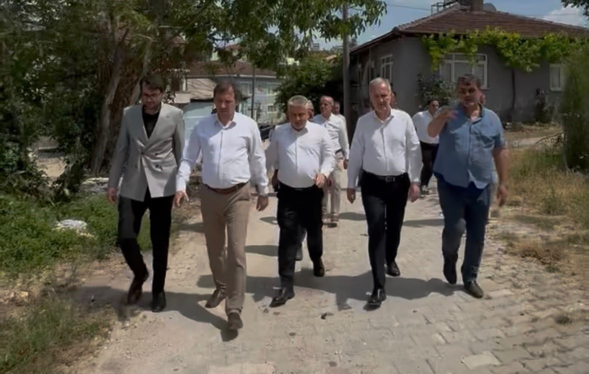 YAZ MEVSİMİYLE BİRLİKTE KIRSAL MAHALLELERDE ÜST YAPI ÇALIŞMALARINA HIZ VEREN İNEGÖL BELEDİYESİ...