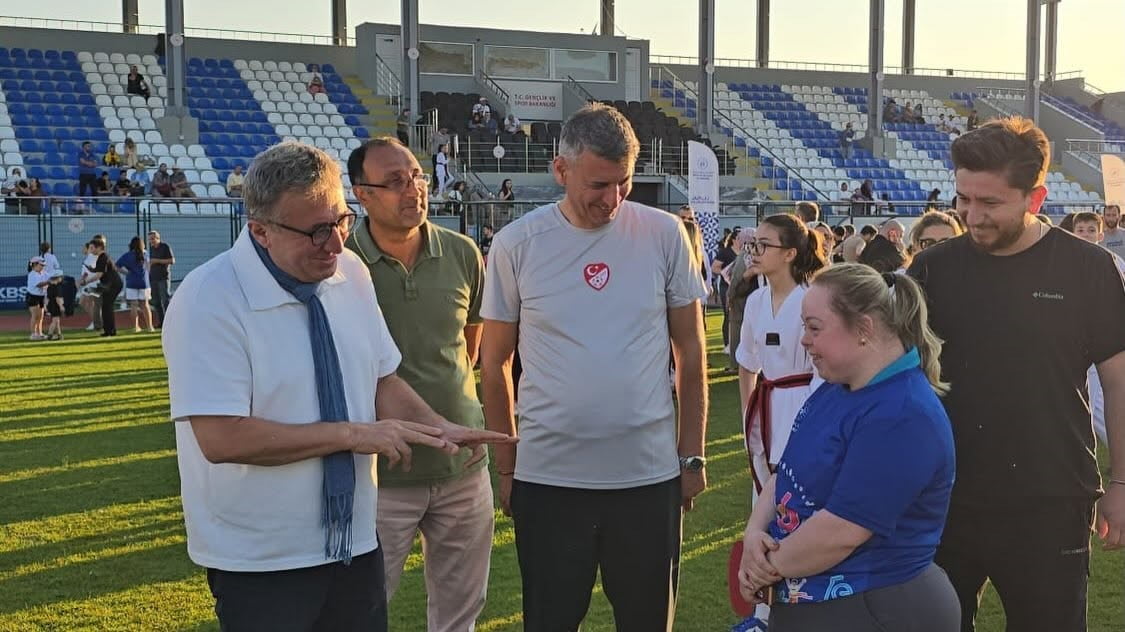 YENİ KAYMAKAM İLK PROGRAMINI ÇOCUKLARLA YAPTI