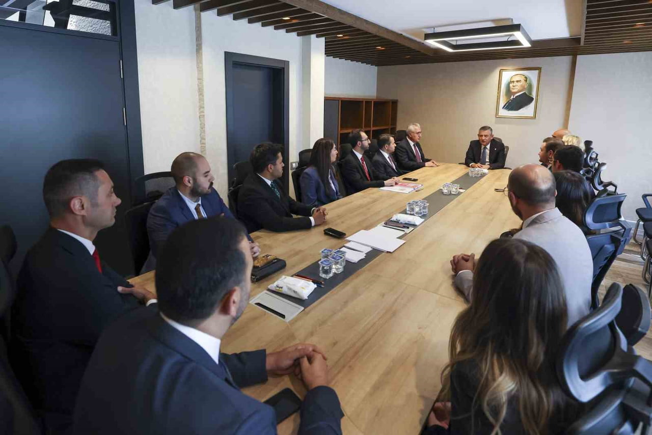 YENİ PARTİ YÜKSEK DİSİPLİN KURULU İLK TOPLANTISINI GERÇEKLEŞTİRDİ. TOPLANTININ AÇILIŞINI GENEL...