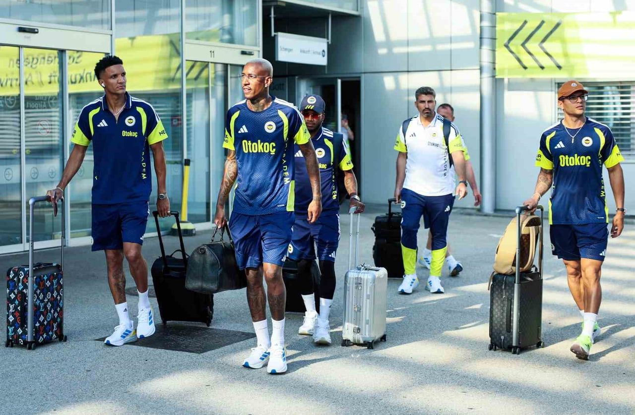 YENİ SEZON HAZIRLIKLARININ İLK BÖLÜMÜNÜ TOPUK YAYLASI TESİSLERİ'NDE TAMAMLAYAN FENERBAHÇE, İKİNCİ...