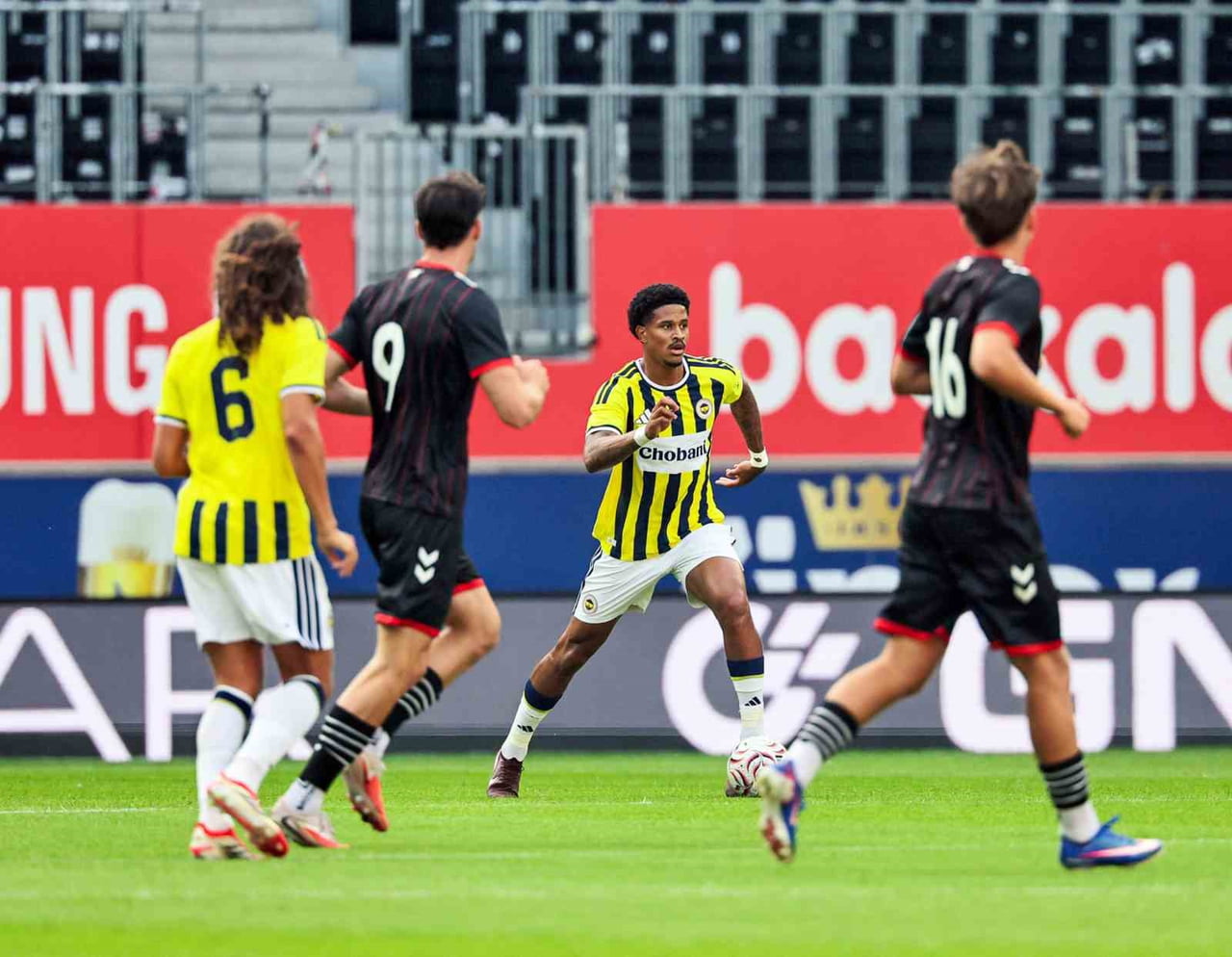 YENİ SEZON ÖNCESİ AVUSTURYA'NIN WİNDİSCHGARSTEN BÖLGESİNDE KAMP YAPAN FENERBAHÇE, İLK HAZIRLIK...
