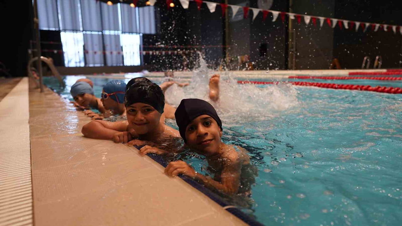 YILDIRIM BELEDİYESİ'NİN, ÇOCUKLARIN YAZ TATİLİNİ DOLU DOLU GEÇİRMELERİ İÇİN BAŞLATTIĞI YAZ SPOR...