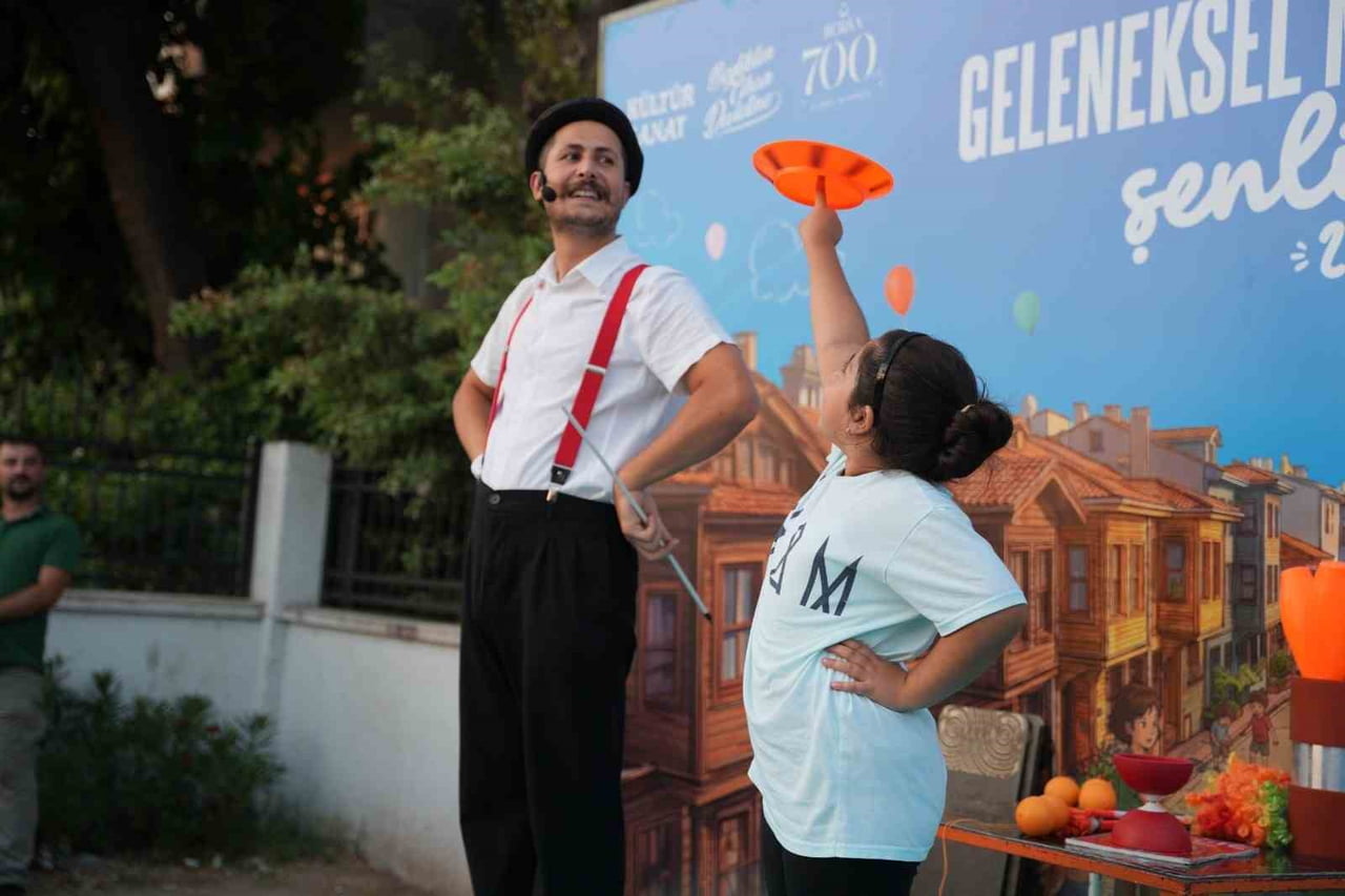 YILDIRIM BELEDİYESİ’NİN DÜZENLEDİĞİ ‘GELENEKSEL MAHALLE ÇOCUK ŞENLİKLERİ’, SAKARYA MAHALLESİ’NDE...