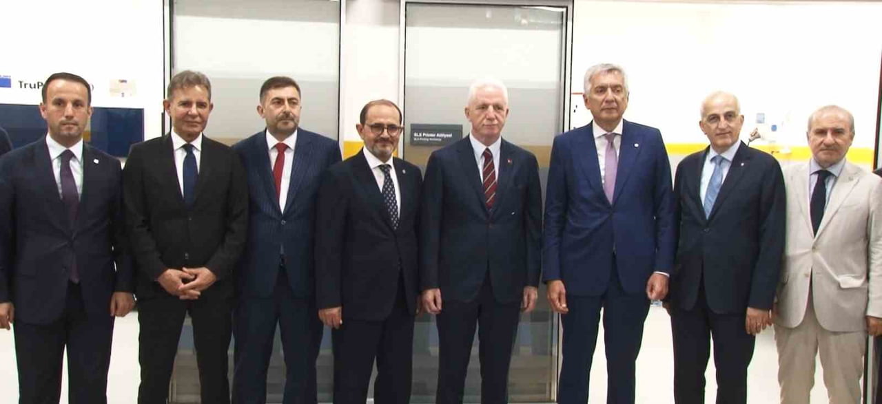YILDIZ TEKNİK ÜNİVERSİTESİ, YTÜ YILDIZ TEKNOPARK VE İSTANBUL SANAYİ ODASI İŞ BİRLİĞİYLE YAKLAŞIK 5...