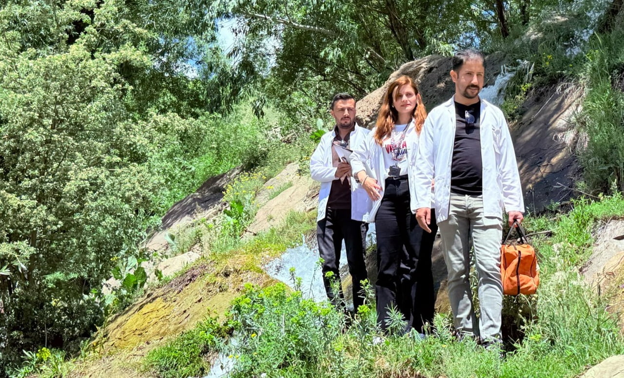 YÜKSEKOVA İLÇE SAĞLIK MÜDÜRLÜĞÜ EKİPLERİ, SINIR KÖYLERİNE KADAR GİDEREK VATANDAŞLARA ÜCRETSİZ...