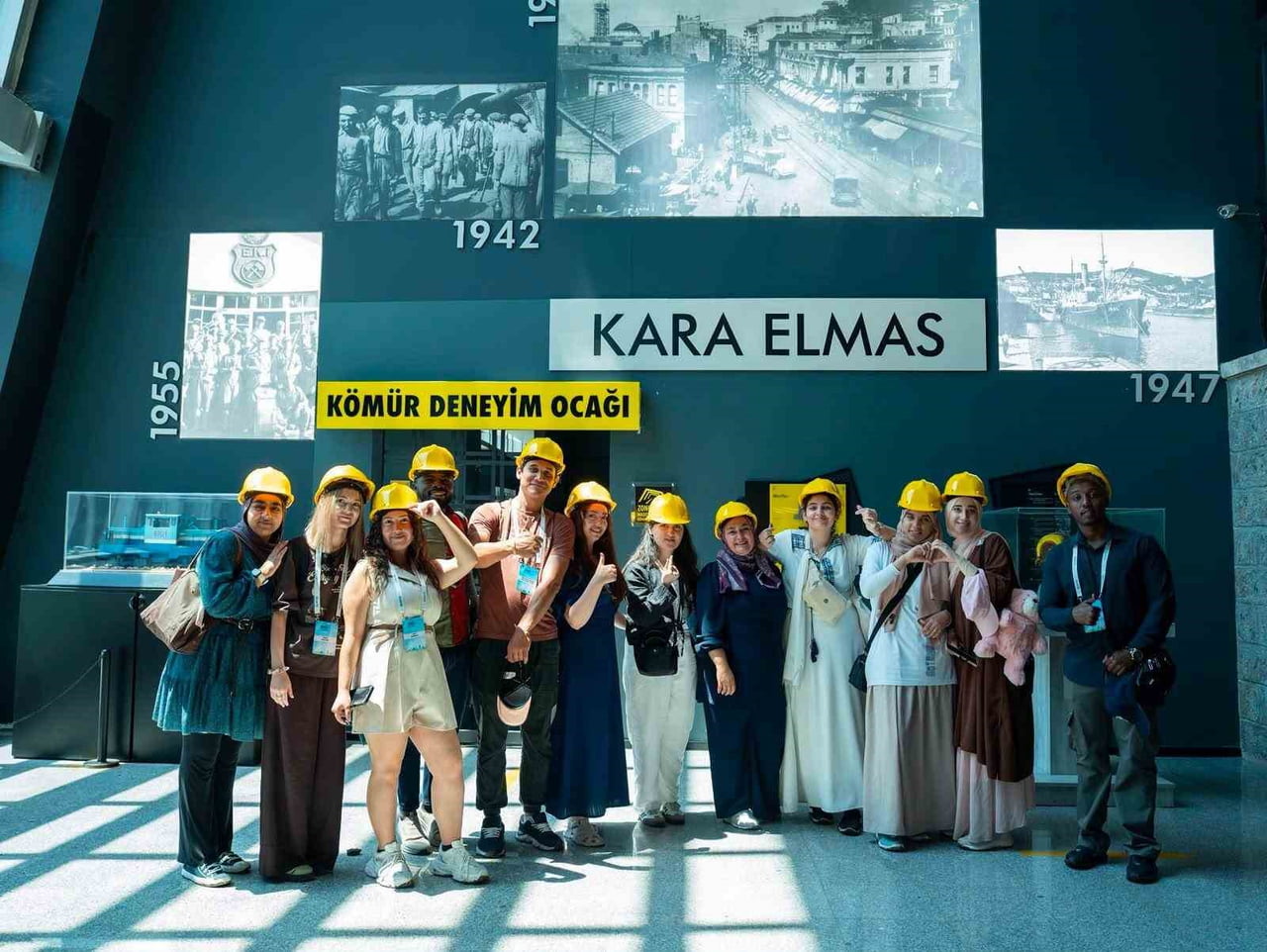 YUNUS EMRE ENSTİTÜSÜ KÜLTÜR AKADEMİLERİ'NCE DÜZENLENEN TÜRKÇE VE TÜRKOLOJİ YAZ OKULLARI KAPSAMINDA...